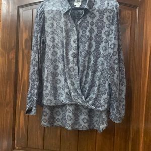 Ivy Jane tunic like long sleeve shirt size M